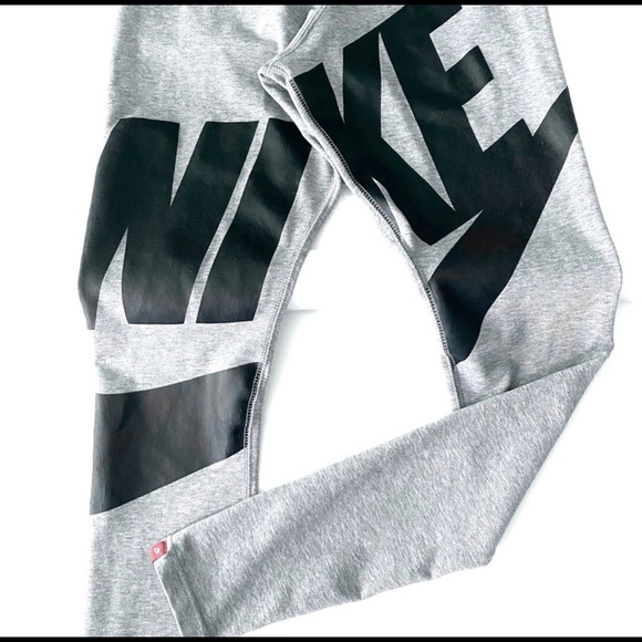 NIKE SET SIZE MEDIUM - Picture 12 of 16